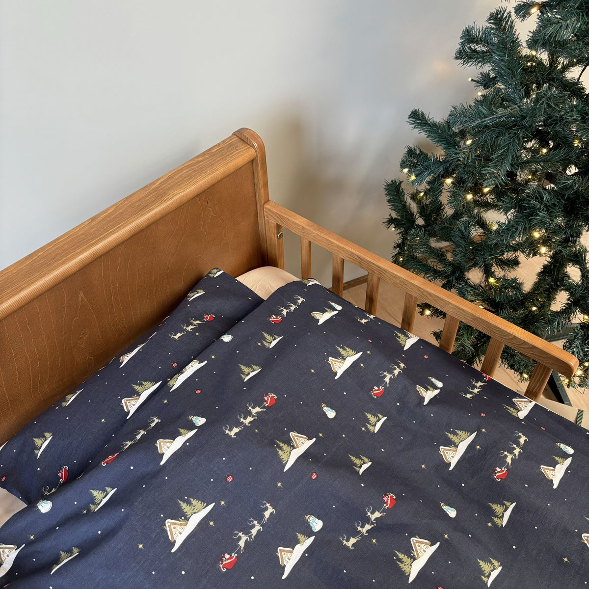 nuuroo By Mats - Baby sengetøj Lagen Santa is coming