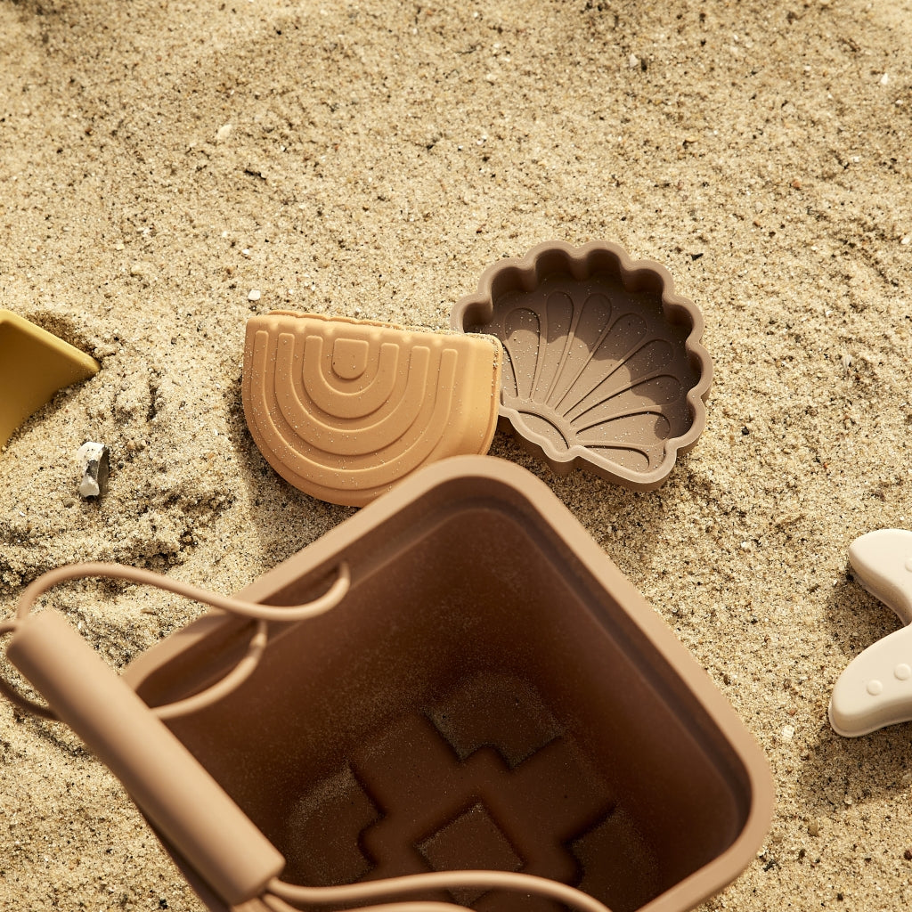 nuuroo Millan silikone strandsæt Beach set Brown color mix